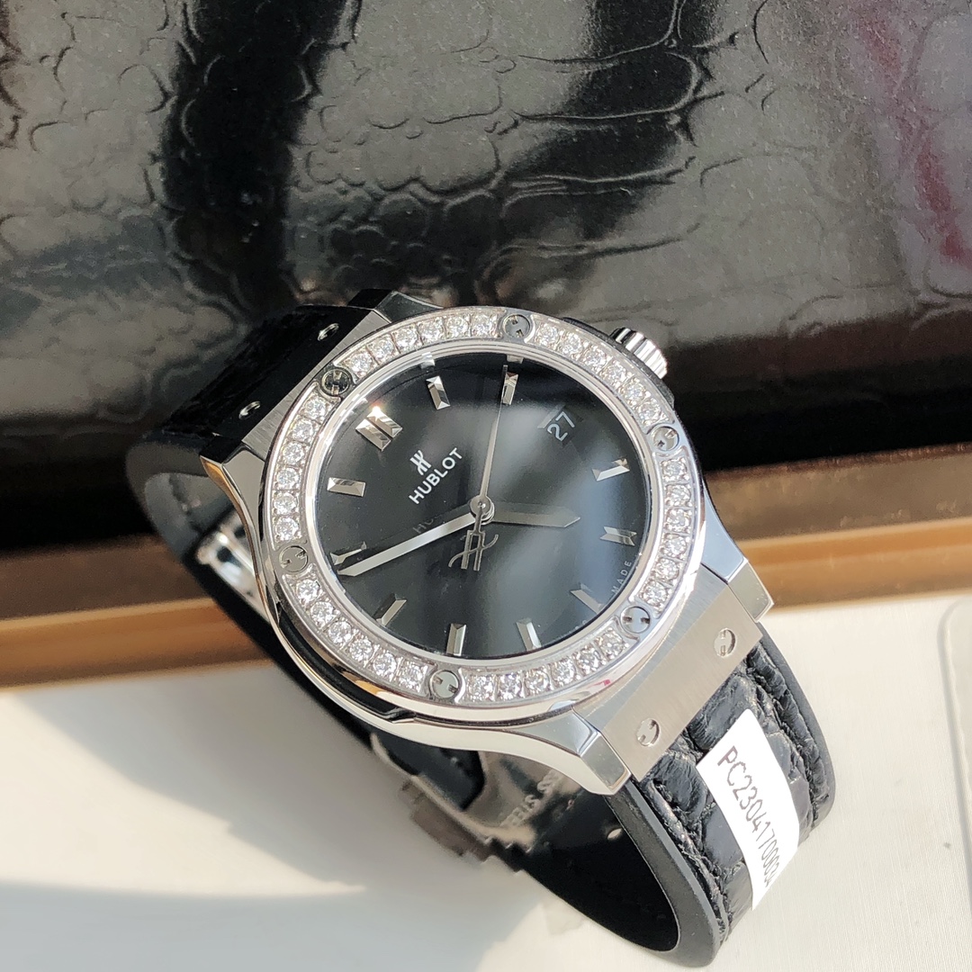 HUBLOT ハブロット 腕時計 メンズ ダイヤモンド クラシック ブラック - 画像 4