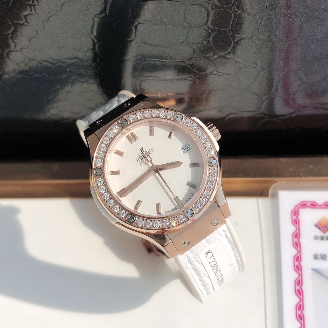 HUBLOT ハブロット 腕時計 レディース ダイヤモンド インデックス シリコンバンド ホワイト - 画像 4