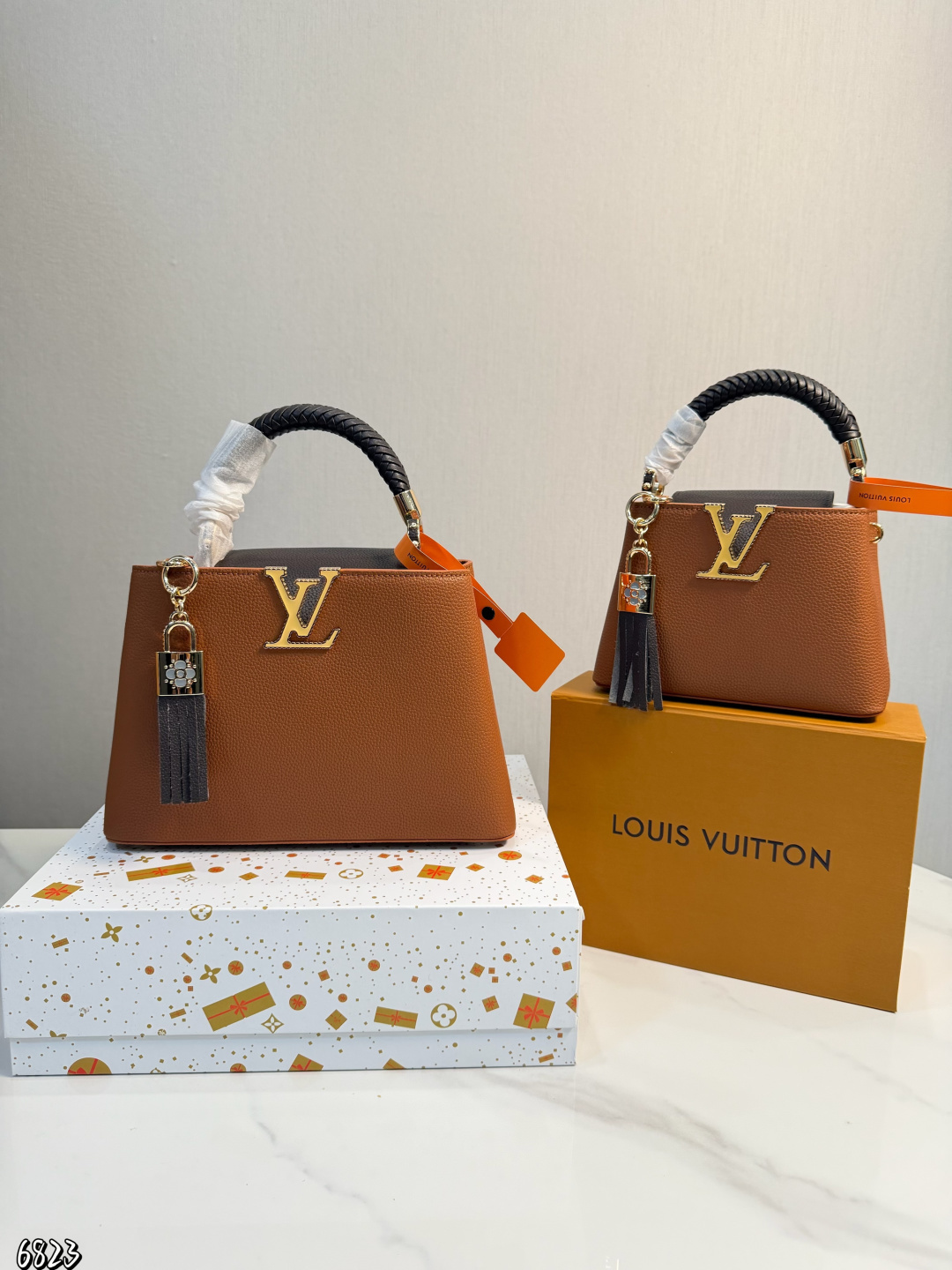 Louis Vuitton カプシーヌ MINI/BB ルイヴィトン CAPUCINES MINI/BB レザー ショルダーバッグ ハンドバッグ レディースバッグ 6色 - 画像 3