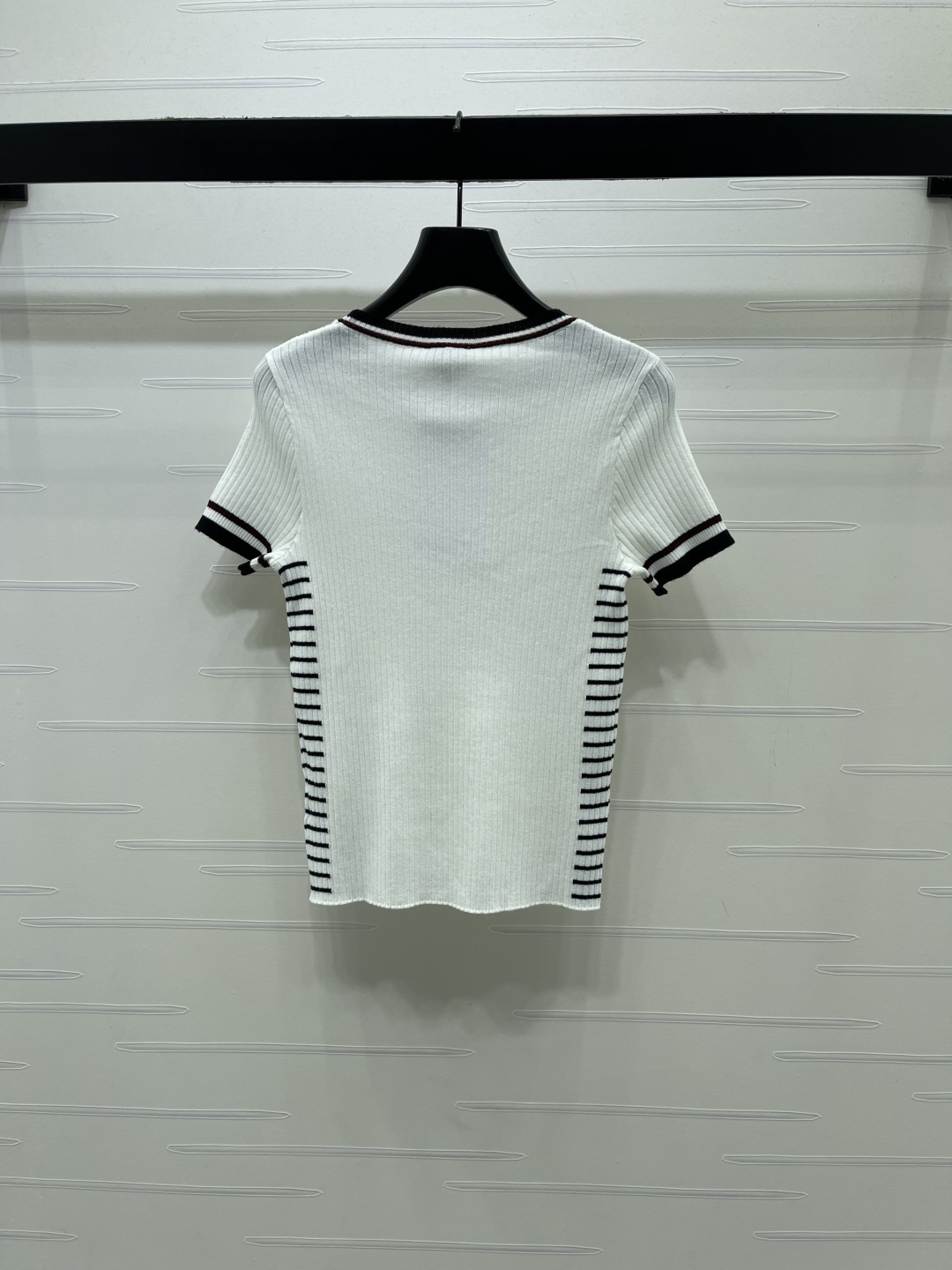 CHANEL シャネル ニット Tシャツ レディース ロゴ刺繍 縦リブ 白 - 画像 9