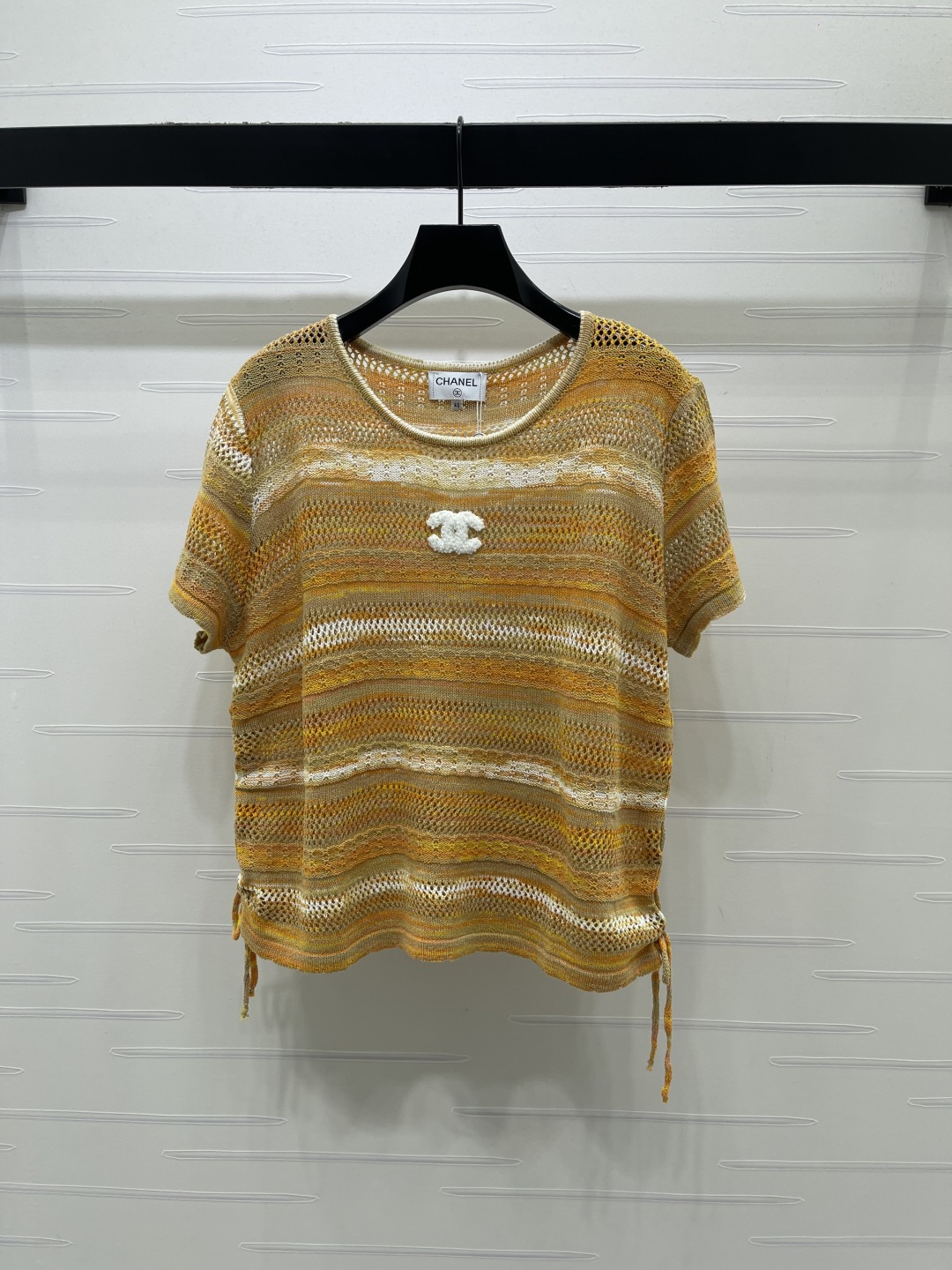 CHANEL シャネル ニット Tシャツ レディース 渐变条纹 ロックデザイン ワンポイント刺繍 イエロー ベージュ