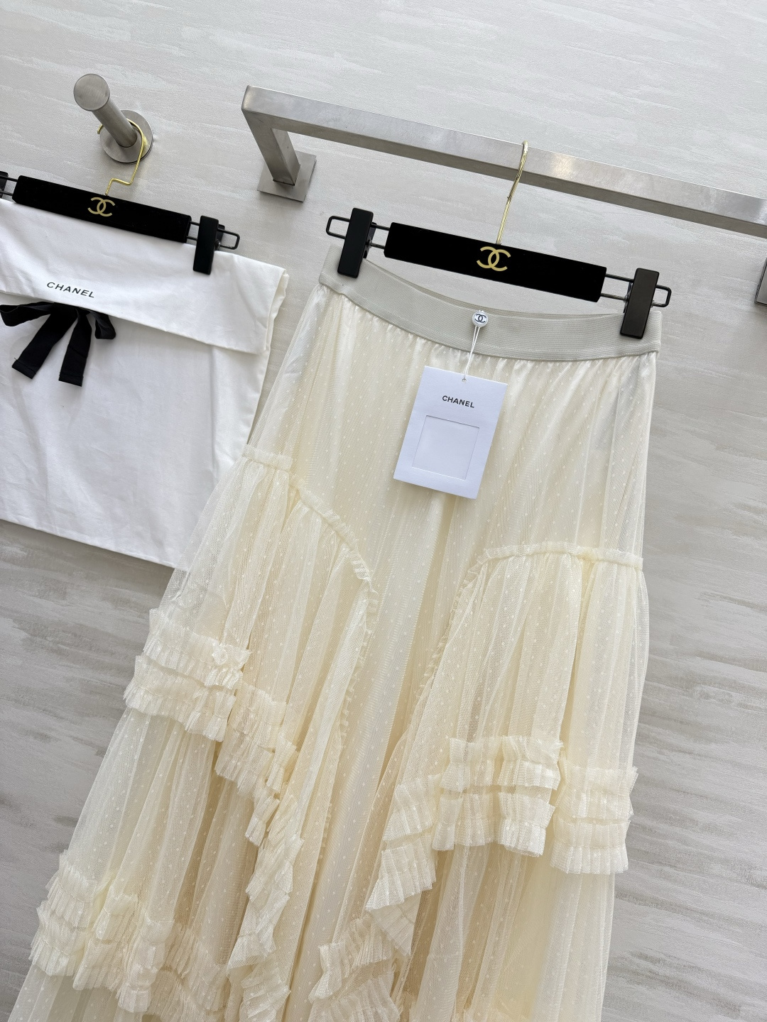 Chane♡²⁶ チャネ タフタ ポイント レース ロングスカート レディース フリル レイヤード ミルキーホワイト - 画像 4