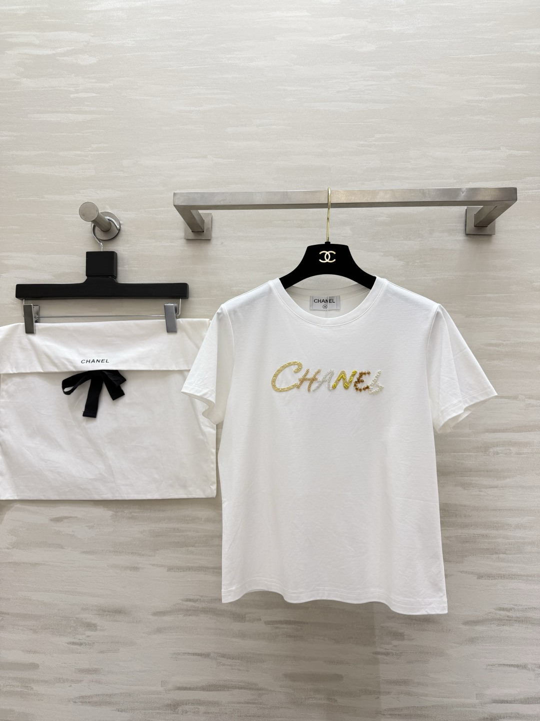 CHANEL シャネル Tシャツ レディース ロゴ刺繍 丸首 白