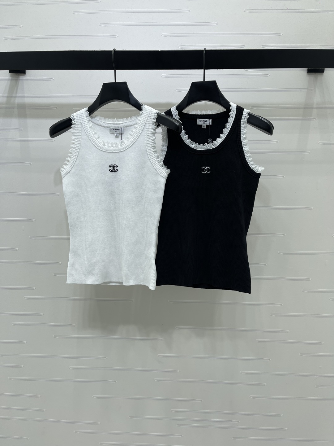 CHANEL シャネル ニット レース付きロング丈 ベスト レディース ロング丈 生地感 ホワイト ブラック