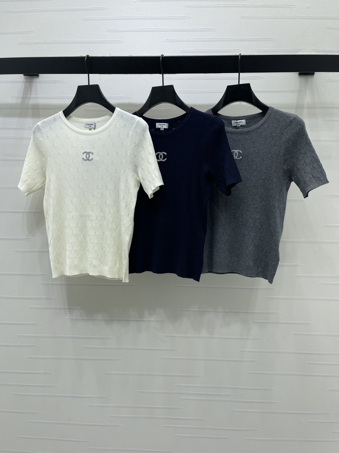 CHANEL シャネル ニット Tシャツ レディース ロング丈 シルエット 通気性 3色展開