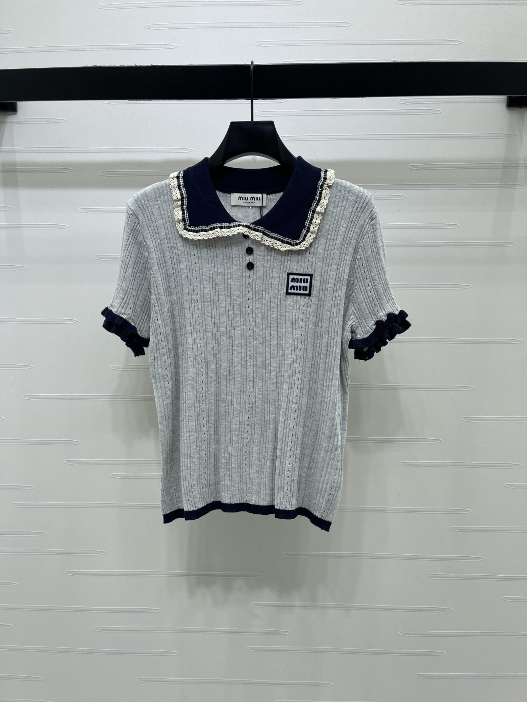 MIU MIU ミウミウ ニット Tシャツ レディース オフホワイト ブルー 2色展開