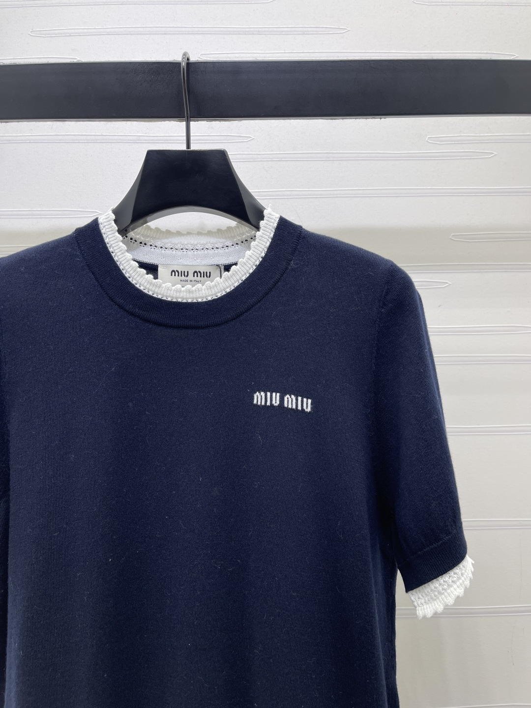 MIU MIU ミウミウ ニット Tシャツ レディース ファイントニット レイヤード ホワイト ブラック - 画像 2