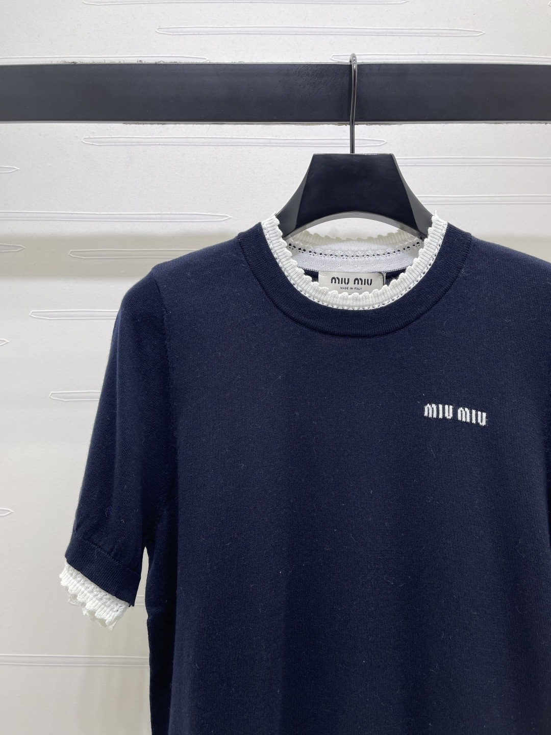 MIU MIU ミウミウ ニット Tシャツ レディース ファイントニット レイヤード ホワイト ブラック - 画像 3