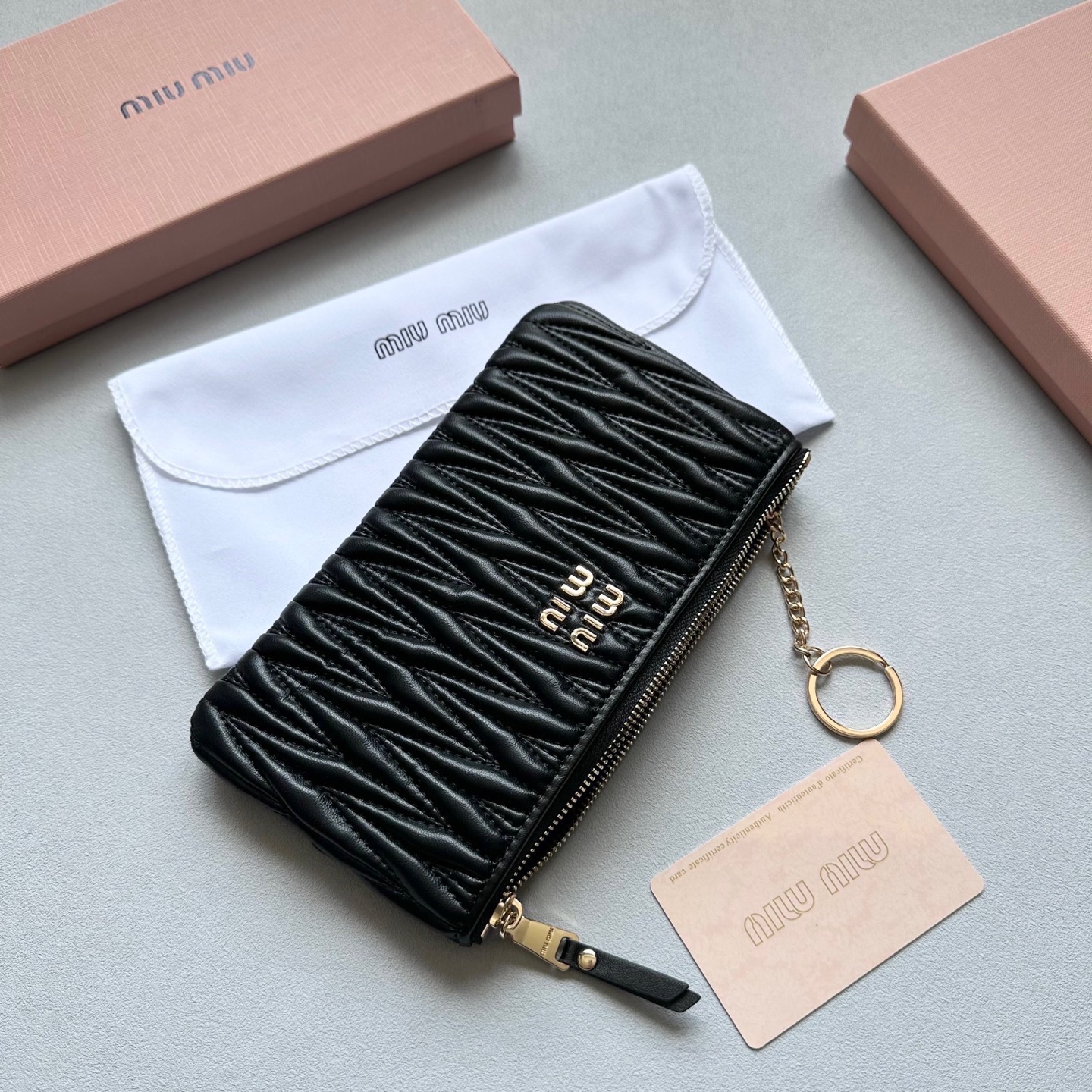MIU MIU ミュウミュウ コインケース マイクロラージ コンパクト 本革仕様 黒 ピンク 棕 藍 全4色展開 - 画像 8