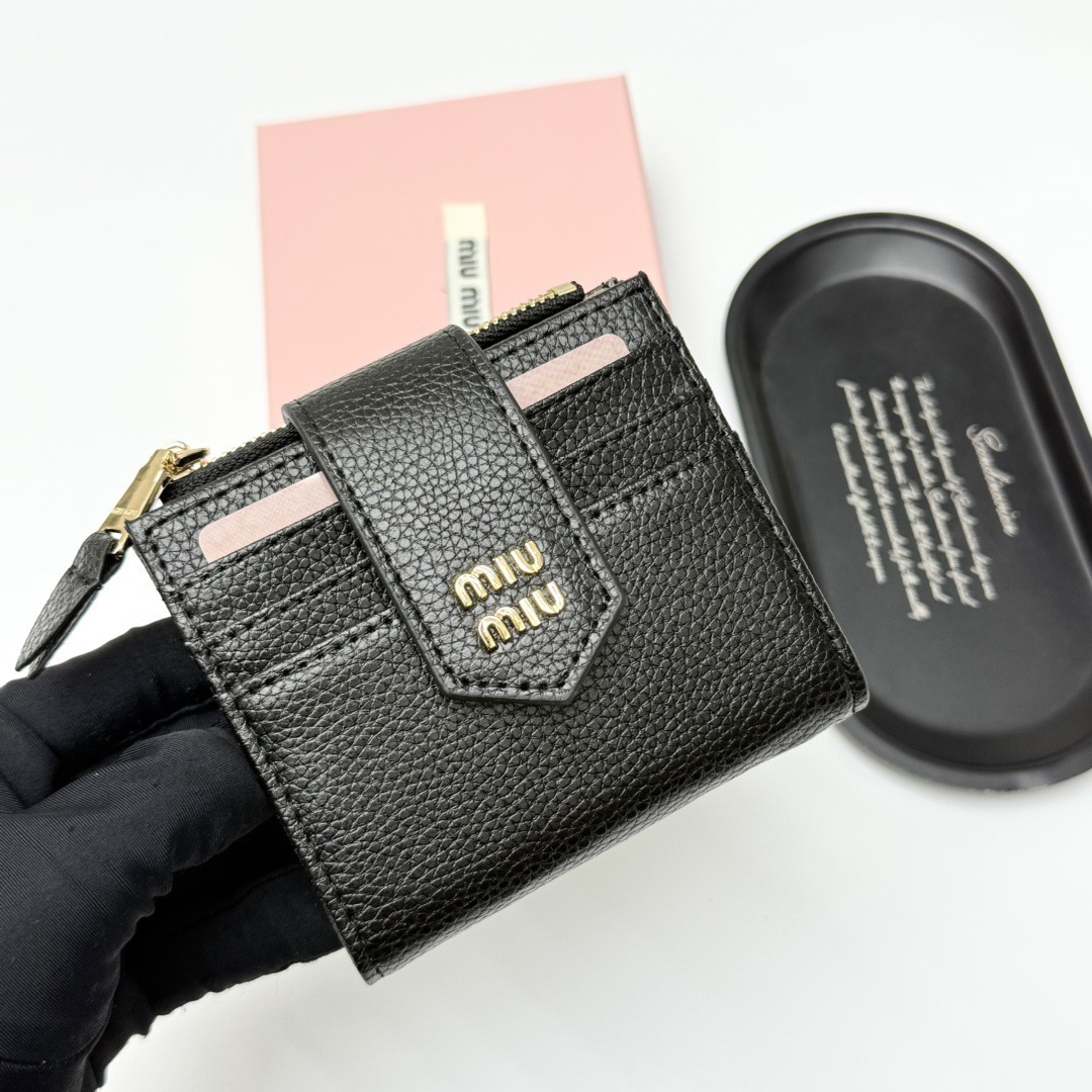 Miu Miu ミウミウ コインケース 財布 黒 - 画像 2