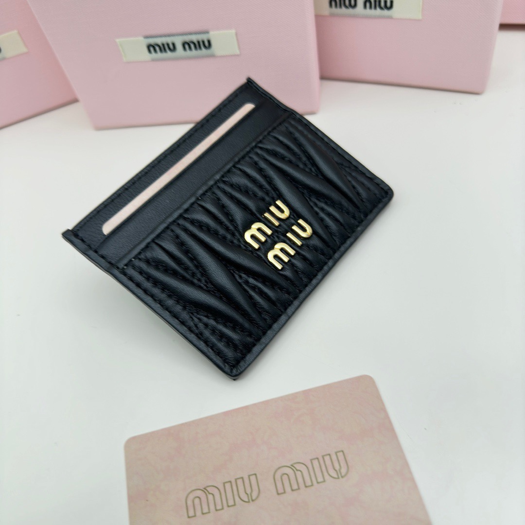 MIU MIU ミウミウ カードケース レザー クレジットカード ブラック - 画像 2