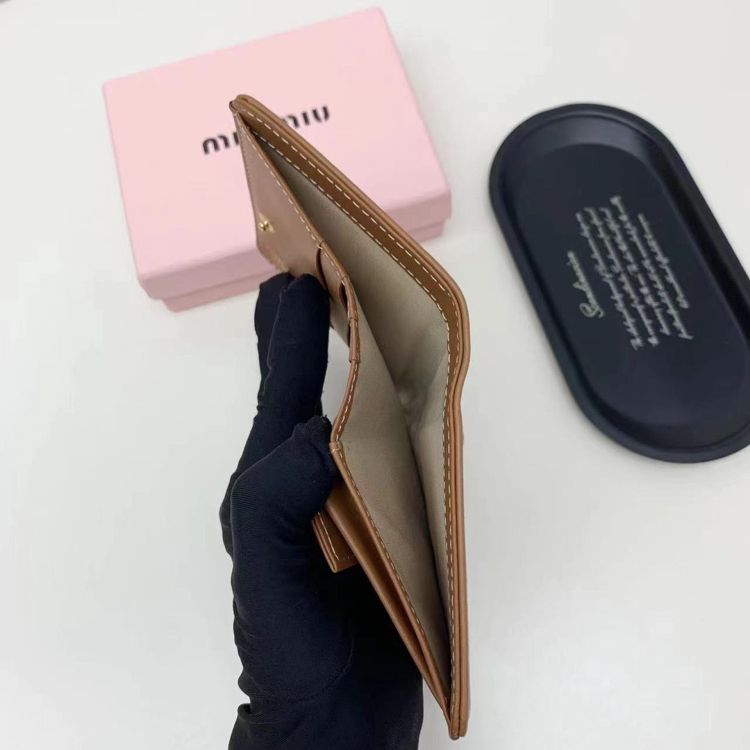 miu miu ミュウミュウ 折り財布 コンパクト メッシュ素材 黒 棕 藍 - 画像 8