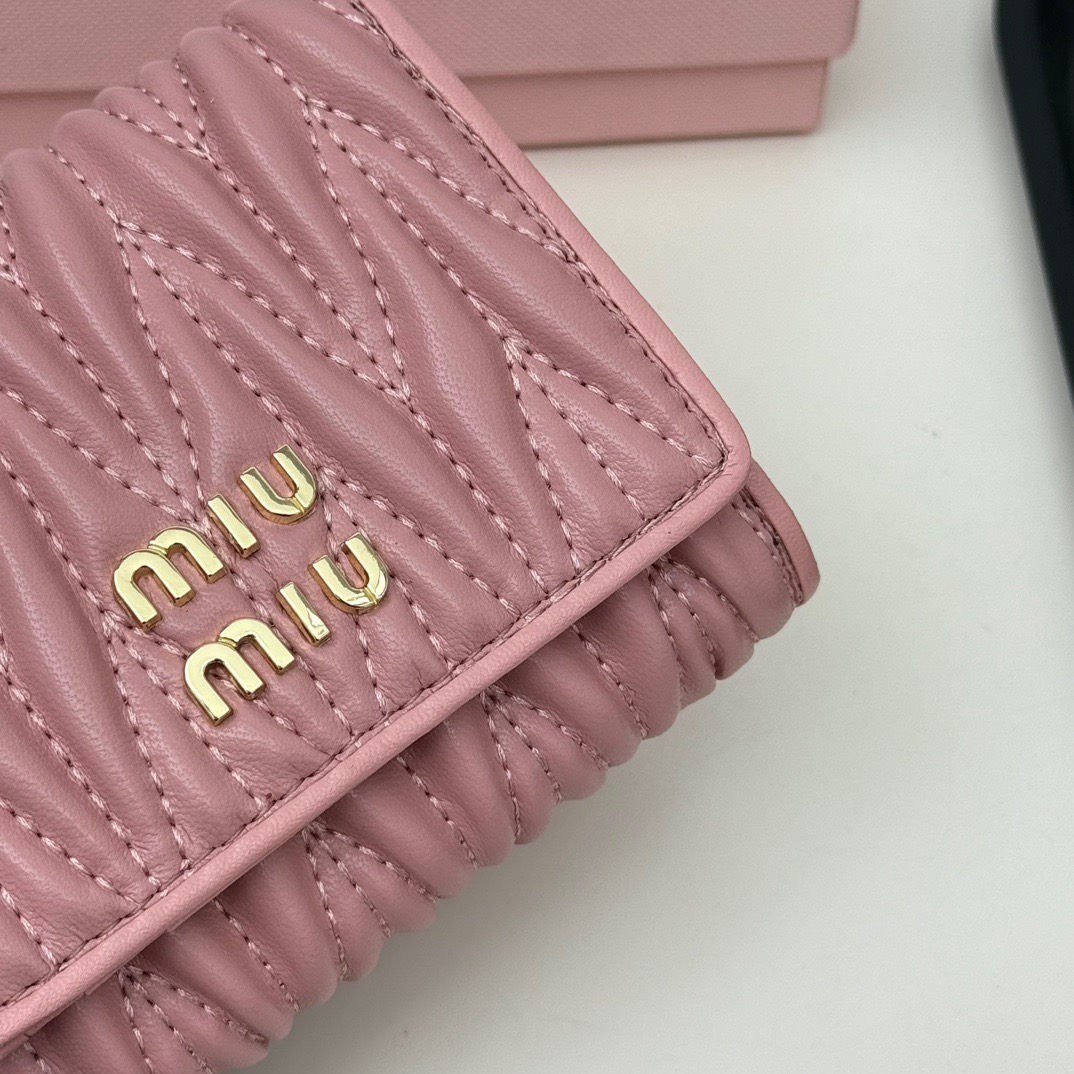 miumiu ミウミウ ウェーブ ミニ財布 ピンク 全3色 - 画像 5