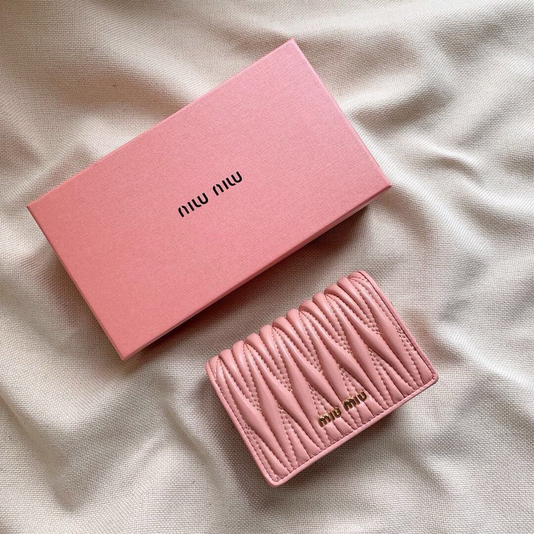 MIU MIU ミュウミュウ カードケース ミニ財布 プチ財布 ピンク