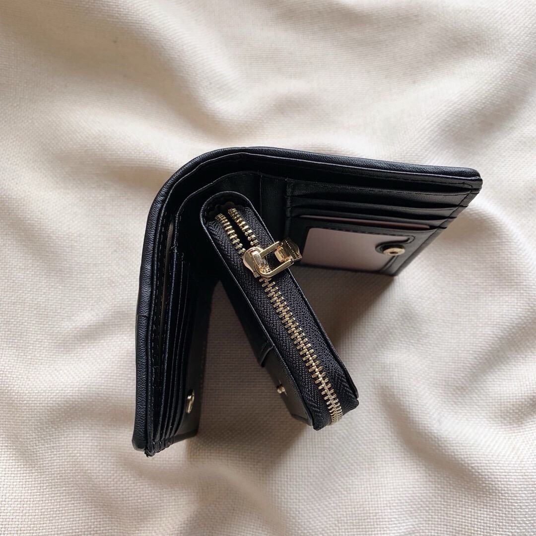 Miu Miu ミュウミュウ 折り財布 長財布 コンパクト 2つ折り ファスナー 黒 - 画像 7