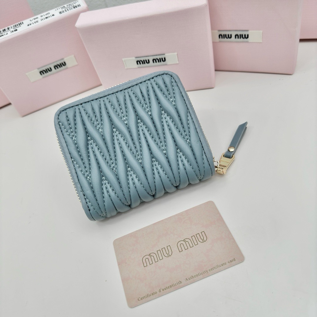 Miu Miu ミュウミュ 財布 ミニ財布 クロスボディ ミニウォレット 3511 黒 ピンク ブルー - 画像 3