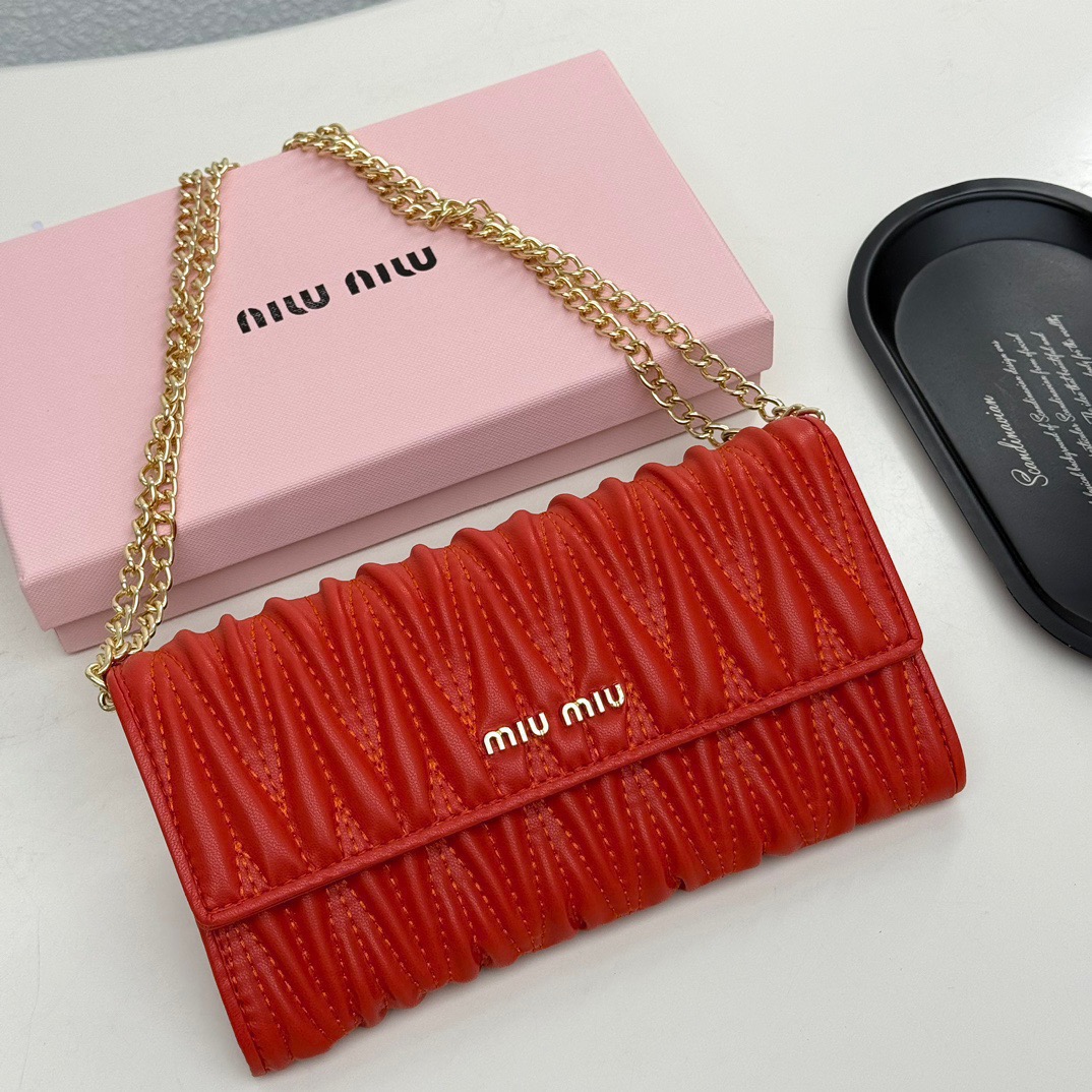 Miu Miu ミウミウ 長財布 ラインストーン ストラップ オレンジ 3色展開 - 画像 9