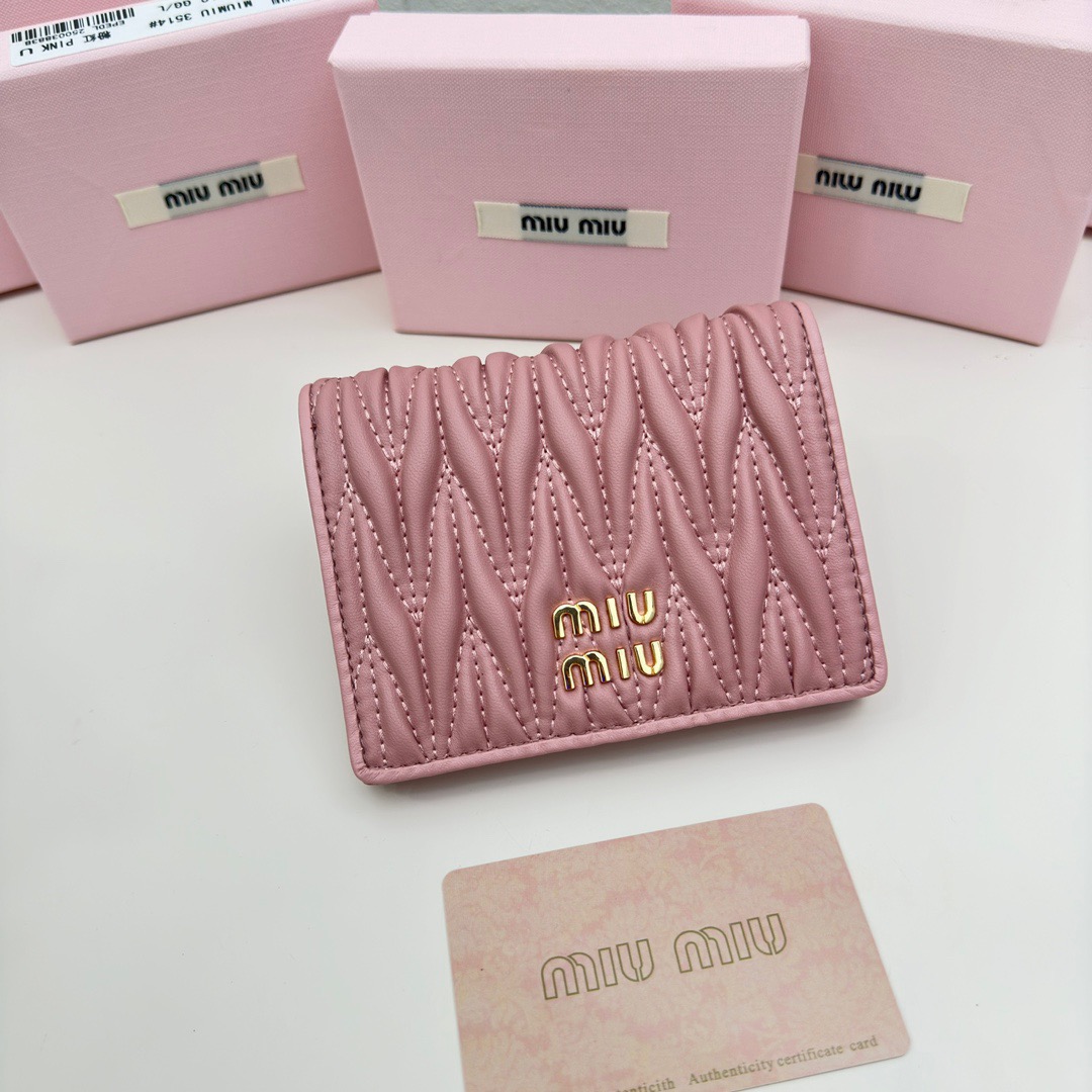 Miu Miu ミウミウ カードケース クレジットカードケース プリントレザー ピンク