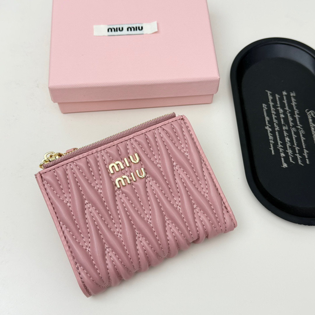 MIU MIU ミウミウ ウェーブ型リボンジッパー財布 ピンク - 画像 2