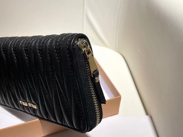 Miu Miu ミュウミュウ 長財布 ロングウォレット ファスナー ブラック - 画像 9