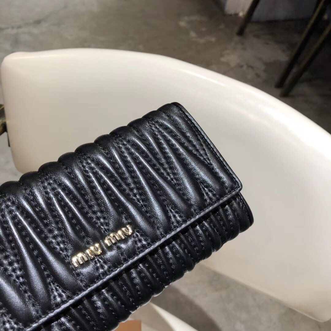 MIU MIU ミウミウ 長財布 ティアラ型 縦長財布 黒 - 画像 6