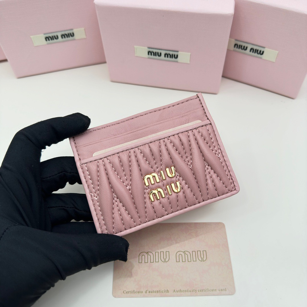 MIU MIU ミウミウ カードケース パイピング加工 黒 ピンク ブルー 全3色 - 画像 9