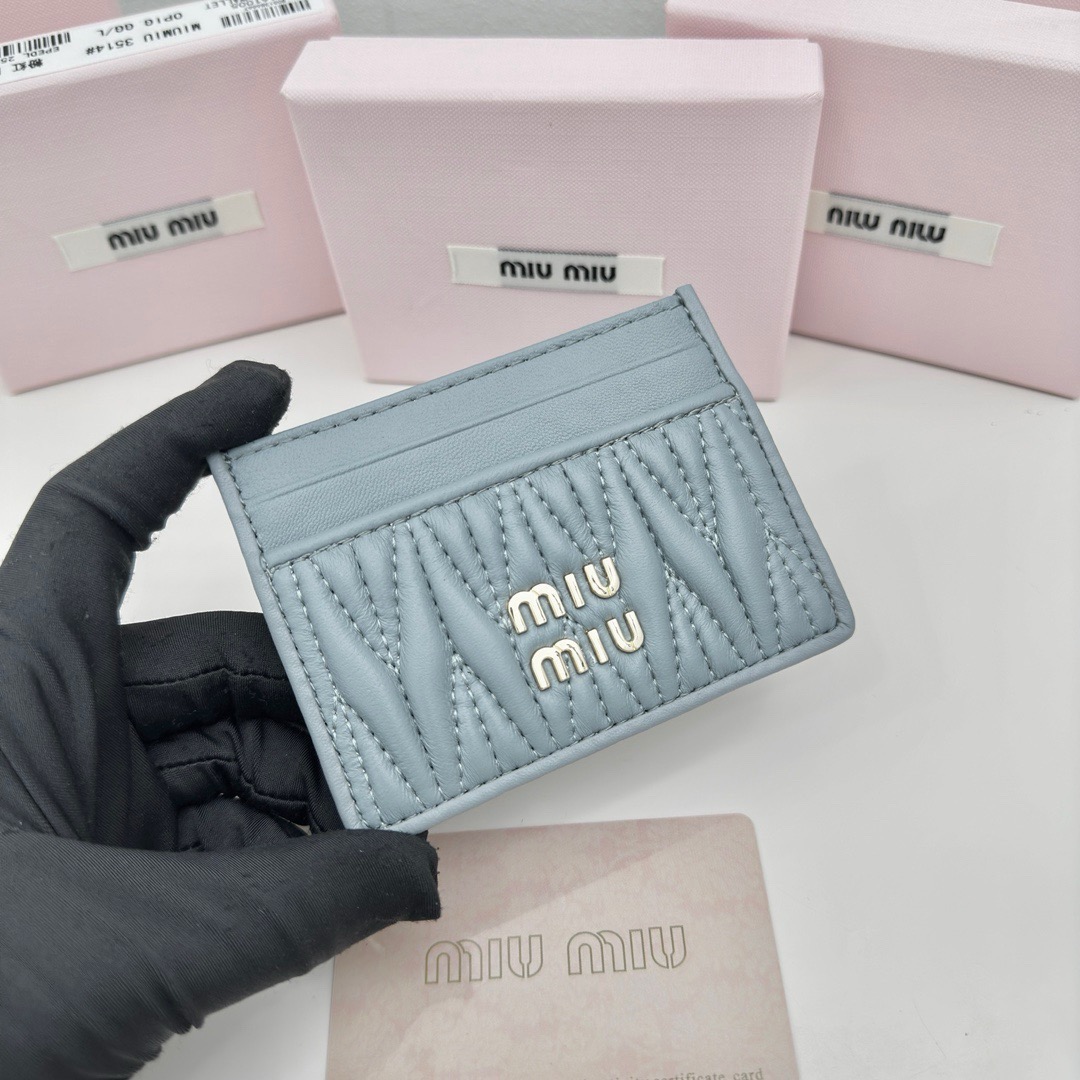Miu Miu ミュウミュウ カードケース 本革 3514 全3色