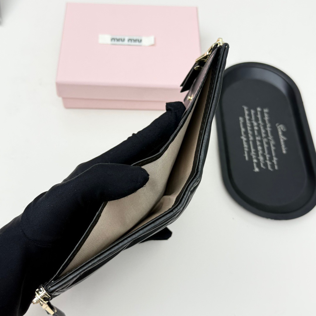 Miu Miu ミュウミュウ ポーチ 小銭入れ プチショルダー ブラック - 画像 9