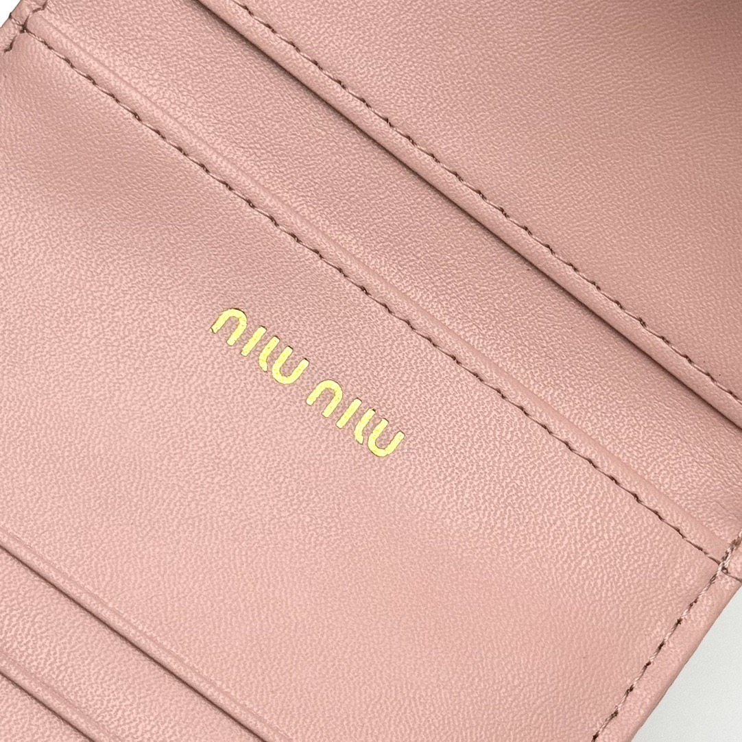 MIUMIU ミュウミュウ カードケース 軽量 本革仕様 本革 ピンク - 画像 8