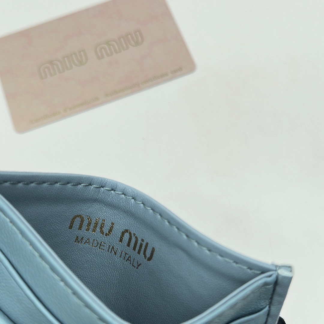 MIU MIU ミウミウ カードケース ミニ財布 プレス加工 ミニウォレット ブルー - 画像 8