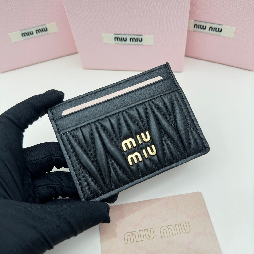Miu Miu ミウミウ クレジットカードケース ミニ財布 ブラック ピンク ブルー 全3色 - 画像 4