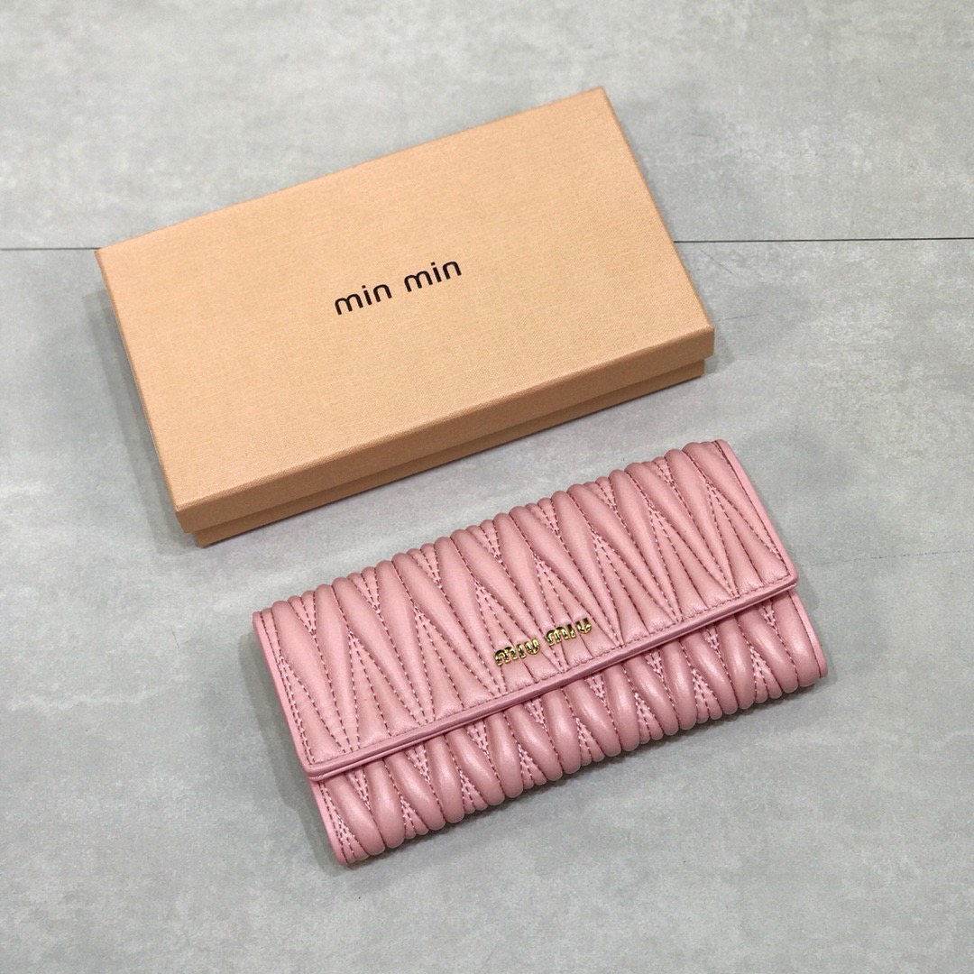 Miu Miu ミュウミュウ 長財布 ロングウォレット ミニ ミニ財布 ピンク - 画像 2