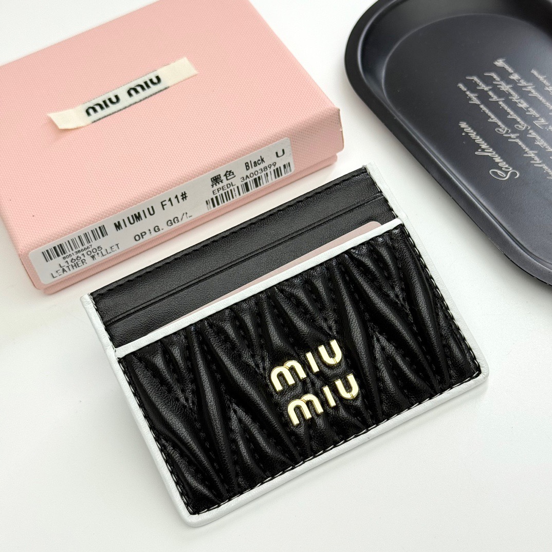 Miu Miu ミウミウ カードケース 本革 ファンシーデザイン 黒 ブラウン ピンク グレー 全4色展開 - 画像 5