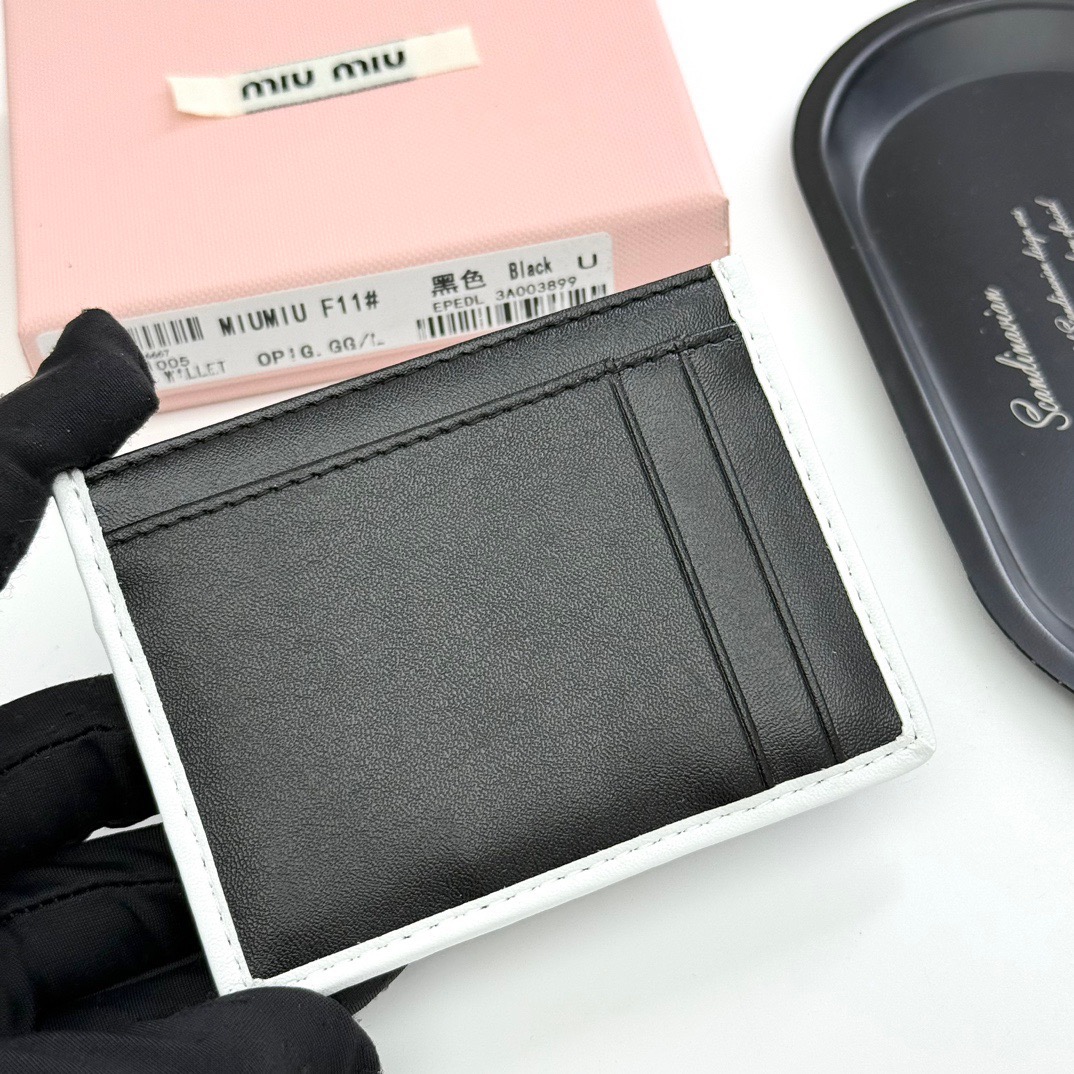 Miu Miu ミウミウ カードケース 本革 ファンシーデザイン 黒 ブラウン ピンク グレー 全4色展開 - 画像 7