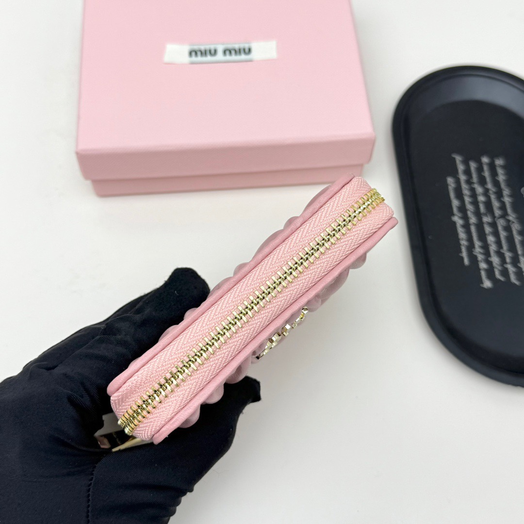 Miu Miu ミュウミュ 793 ミニ財布 黒 ピンク 全2色 - 画像 6