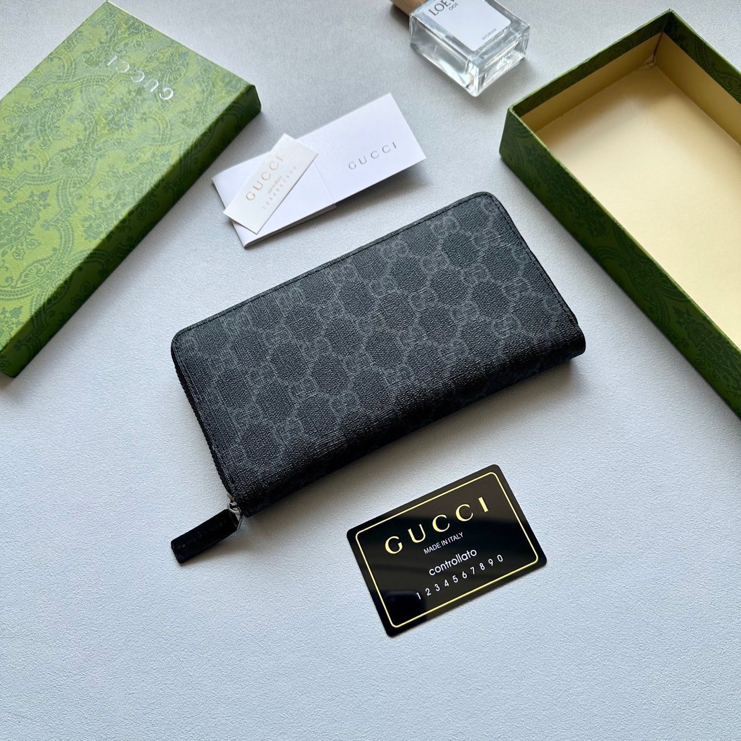 GUCCI グッチ 長財布 ラブロゴ ブラック
