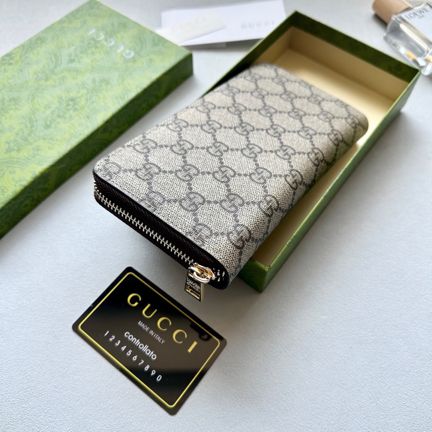 GUCCI グッチ 長財布 グッチ柄 本革 21x11cm ブラウン - 画像 4