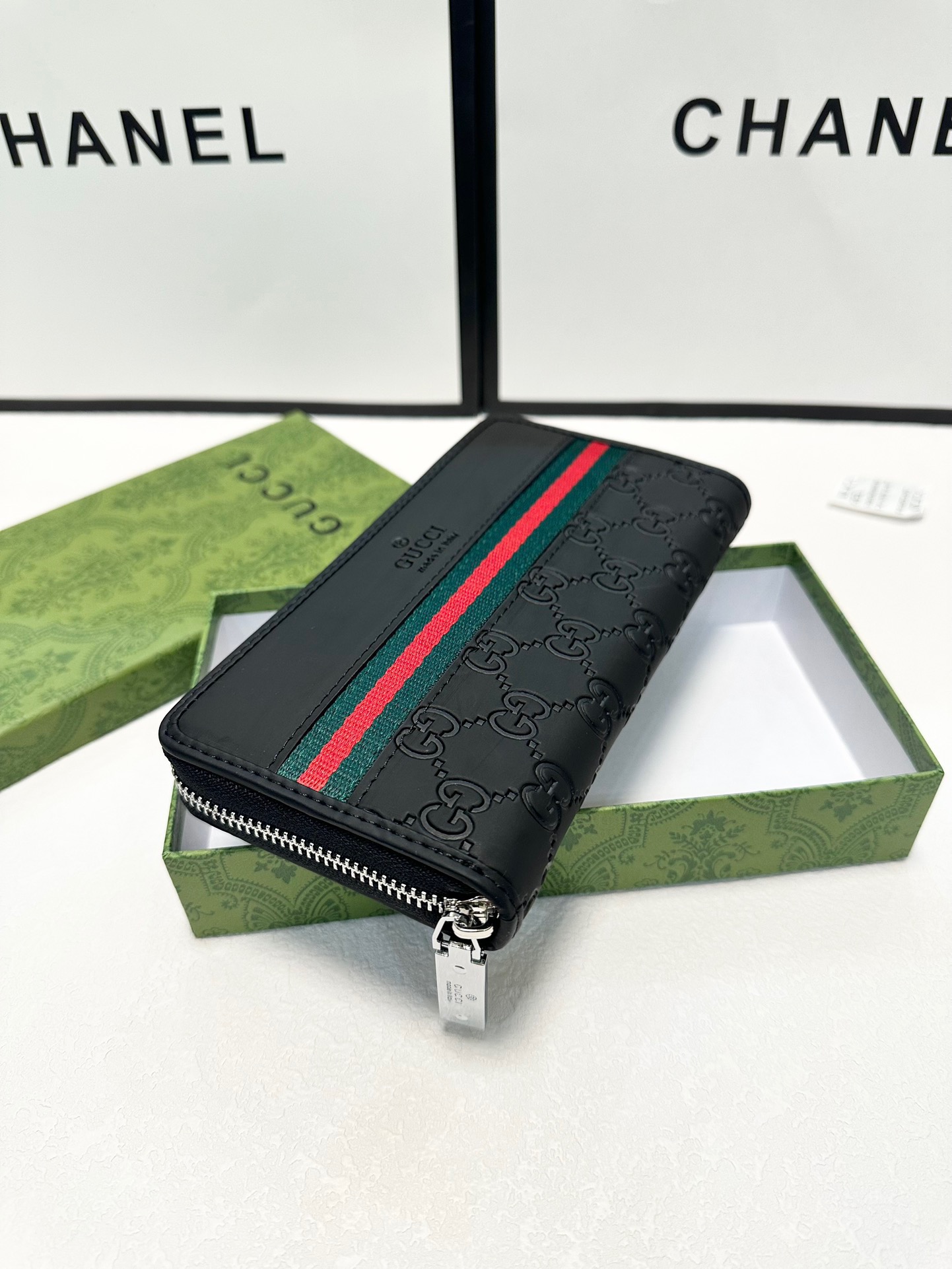 GUCCI グッチ 財布 長財布 ブラック レザー 本革仕様 - 画像 2