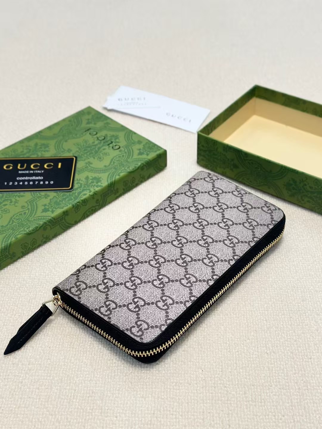 GUCCI グッチ グッチ ベージュ ブラック シングルジップウォレット ブees 本革仕様 黒 咖 - 画像 7