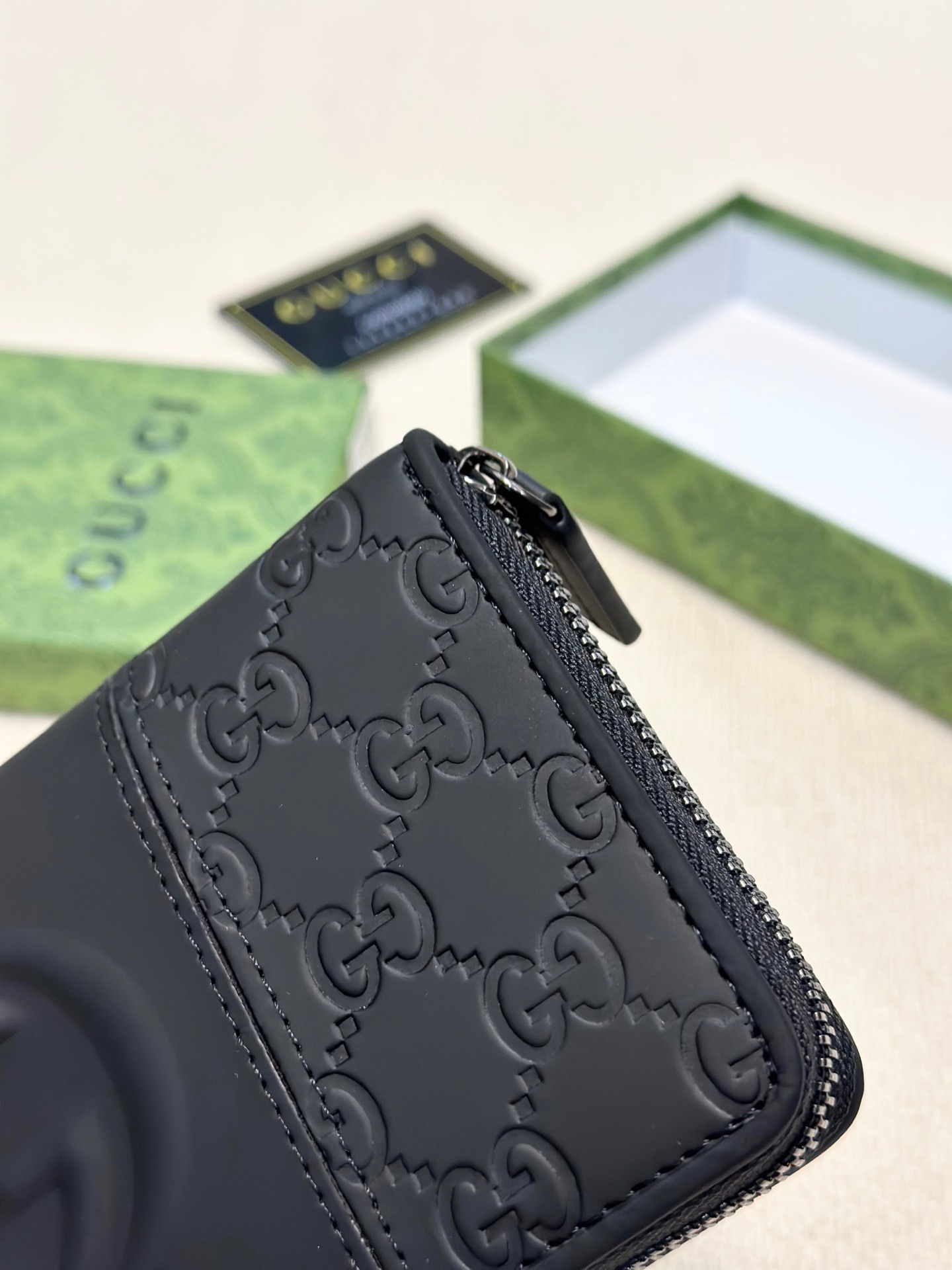 GUCCI グッチ 財布 ロングジップウォレット 黒 本革仕様 細かい車線 - 画像 6