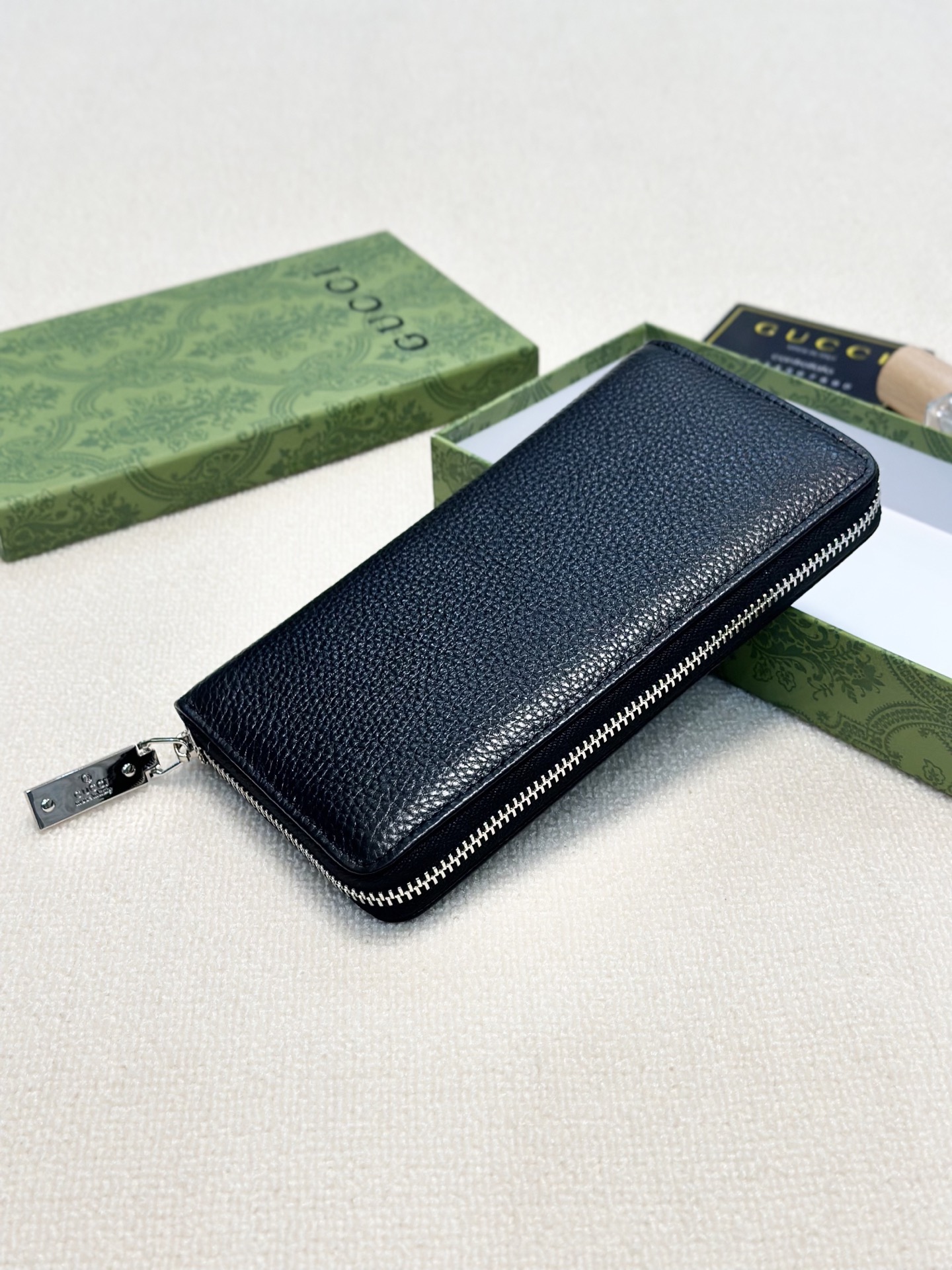 Gucci グッチ ロングウォレット 本革仕様 大容量 黒 - 画像 3