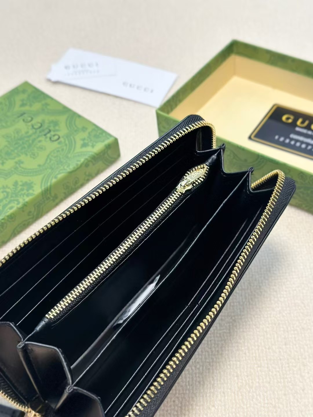 Gucci グッチ グッチ コインケース ビーズ ロングジップ アイコン ブラック ベージュ - 画像 9