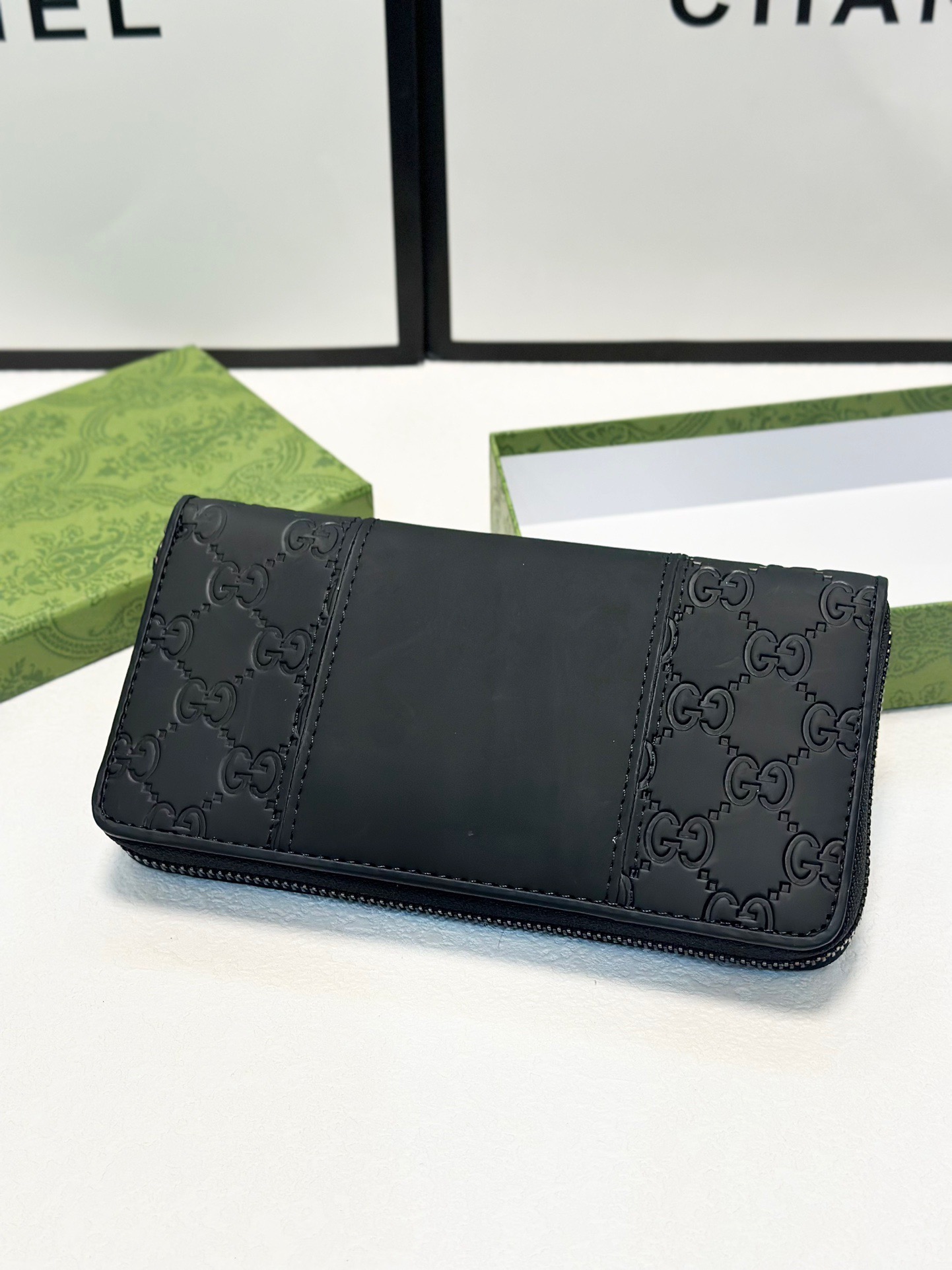GUCCI グッチ 長財布 ロングウォレット ブラック 本革仕様 20x10cm 黒 - 画像 4