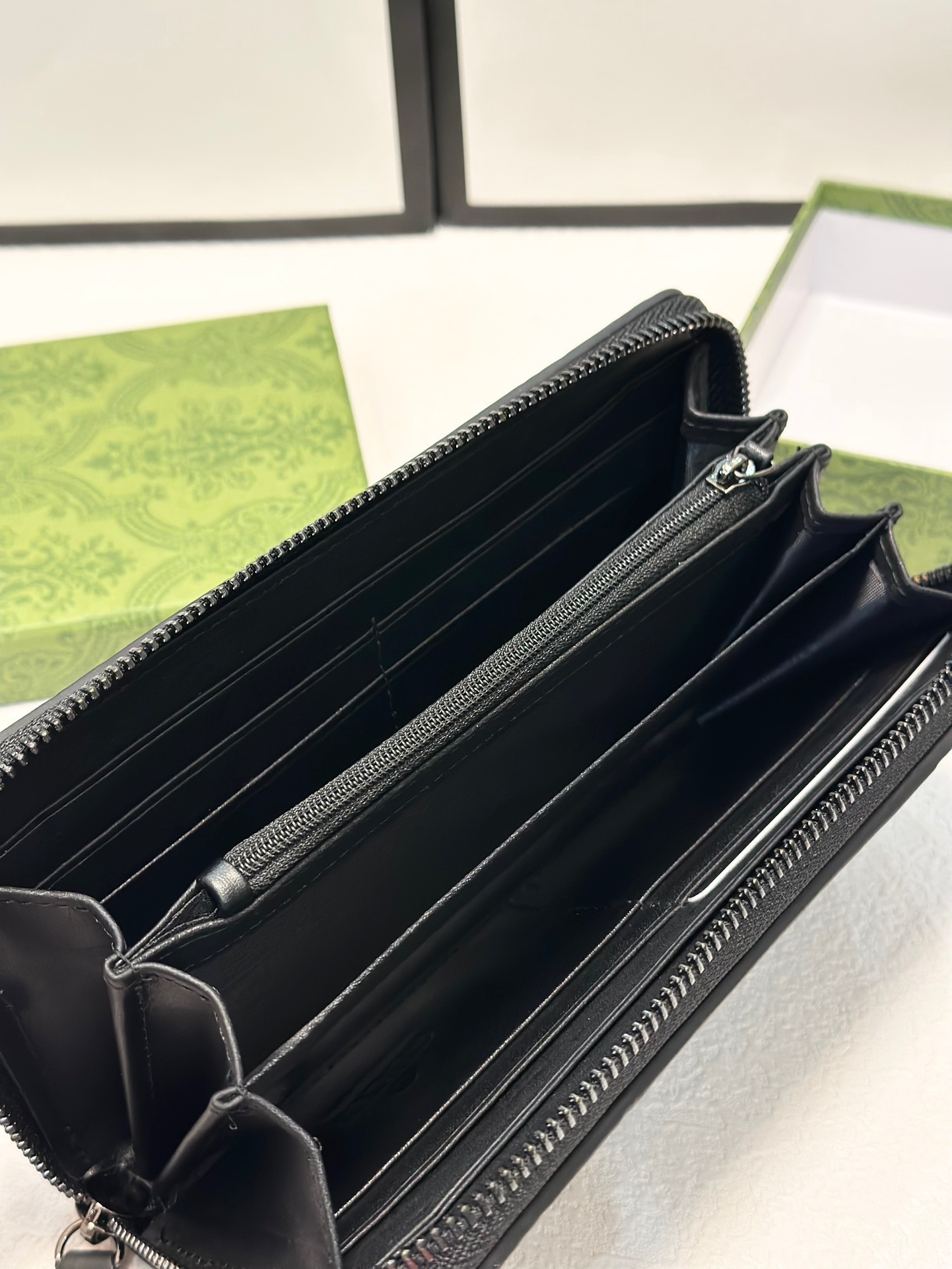 GUCCI グッチ 長財布 ロングウォレット ブラック 本革仕様 20x10cm 黒 - 画像 8