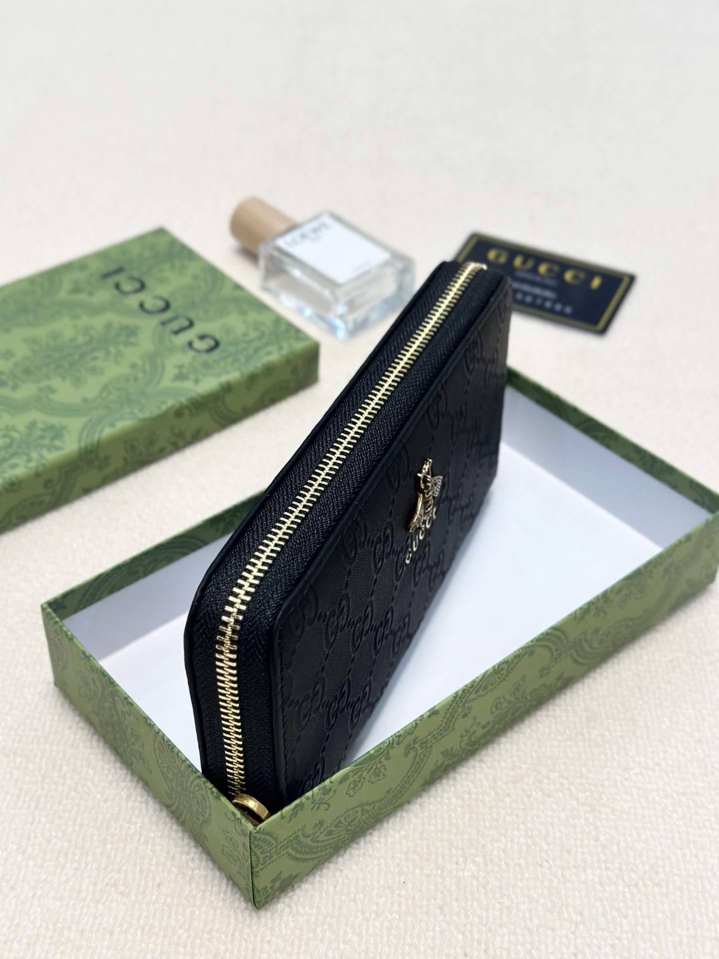 GUCCI グッチ 長財布 本革仕様 ラウンドファスナー 黒 - 画像 7