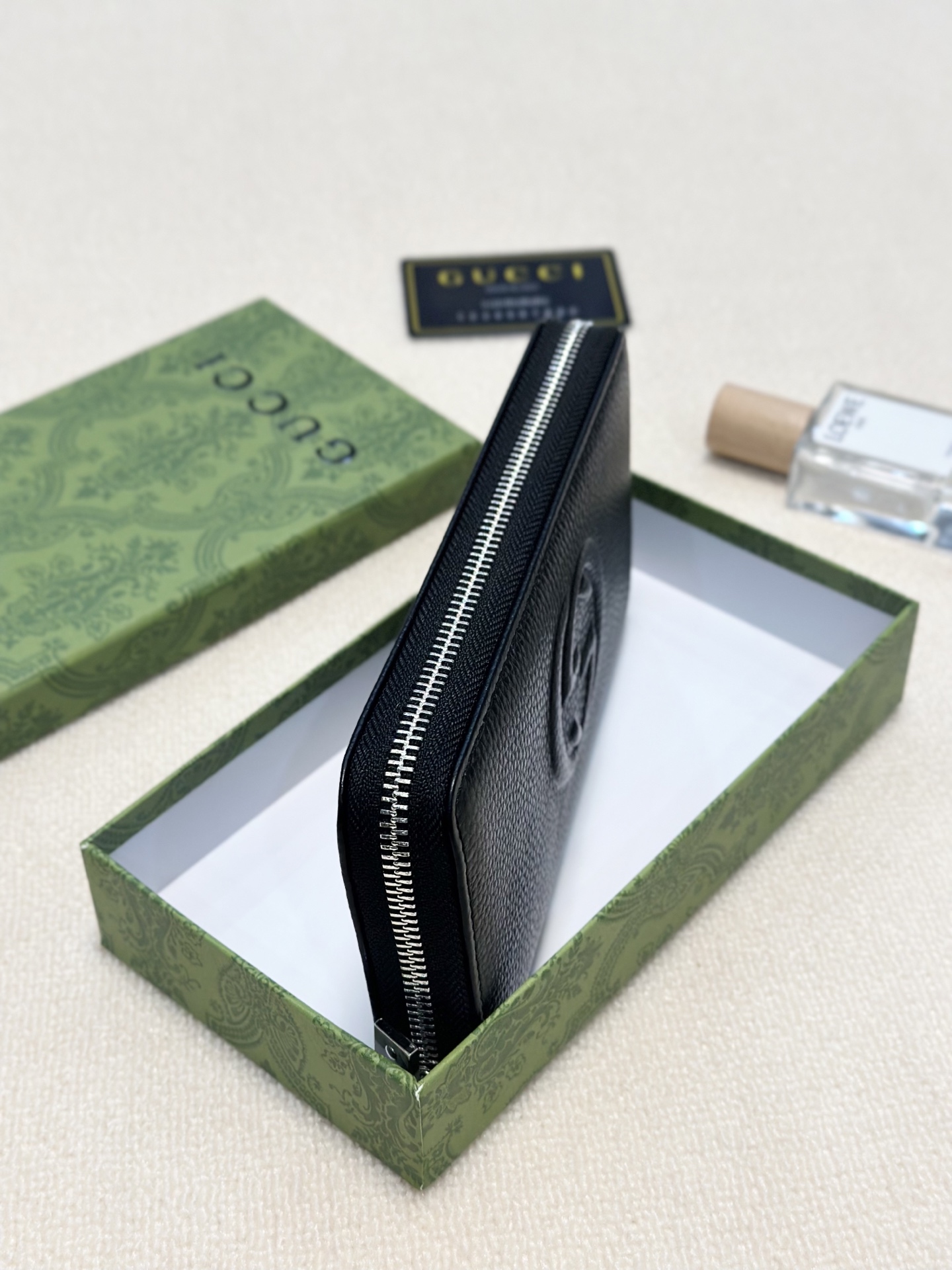 Gucci グッチ ロング財布 本革 21x11cm 一粒押し 多カジン ブラック - 画像 6
