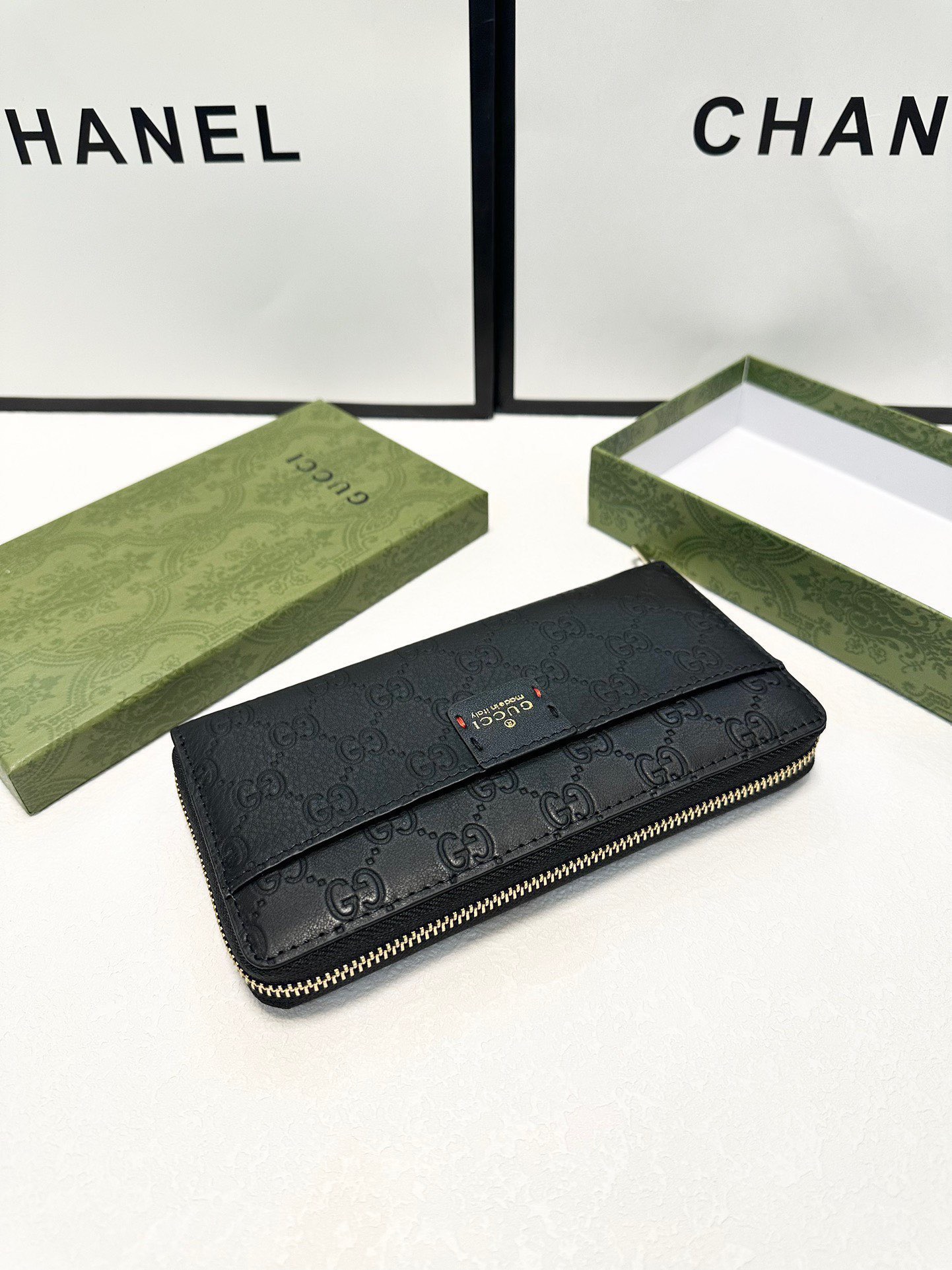 GUCCI グッチ 長財布 本革仕様 ズッパー開閉 21x11cm 黒 - 画像 7