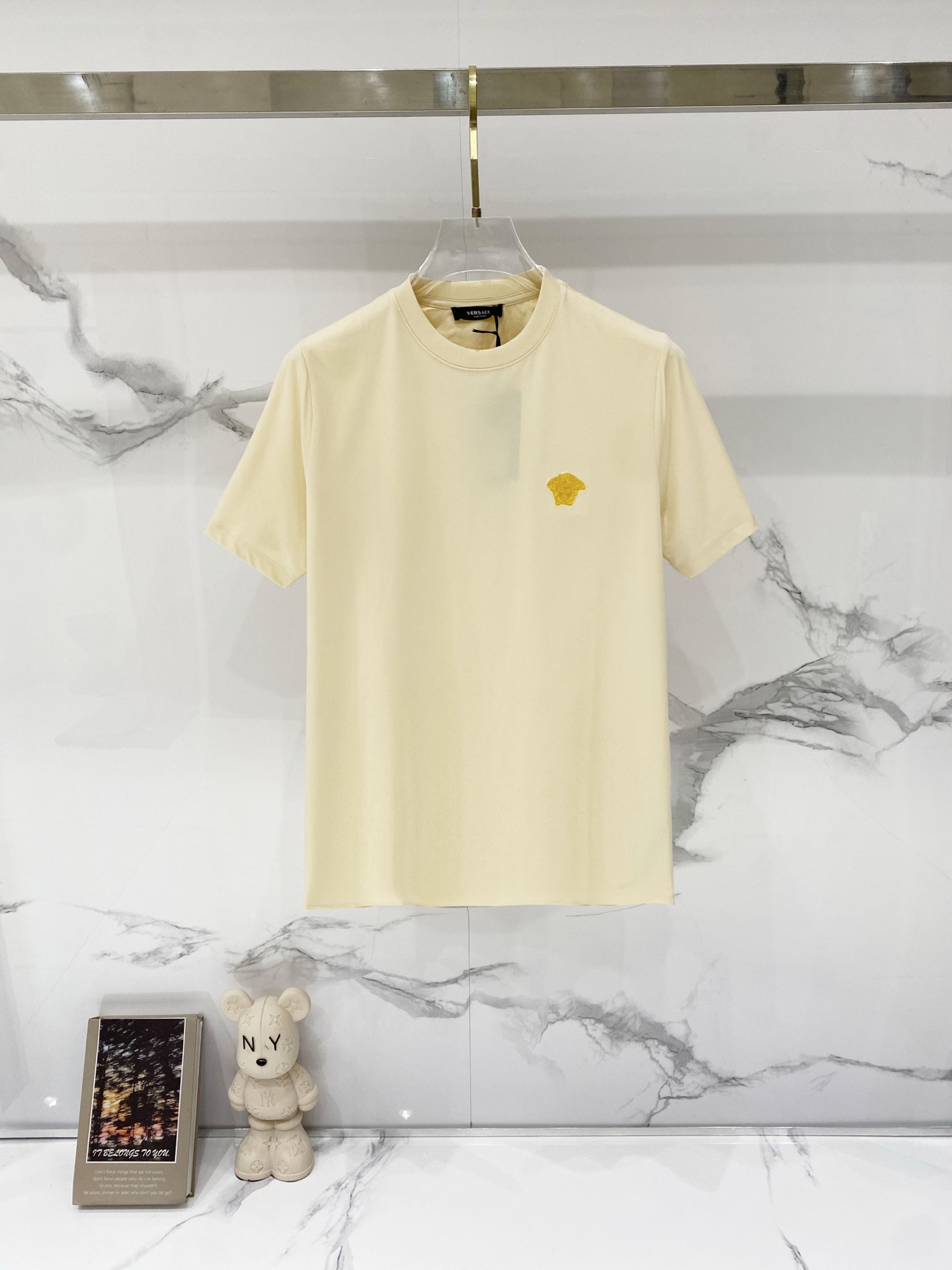 VERSACE/ヴェルサーチ シルクコットンTシャツ メデューサ刺繍 黒・白・杏色