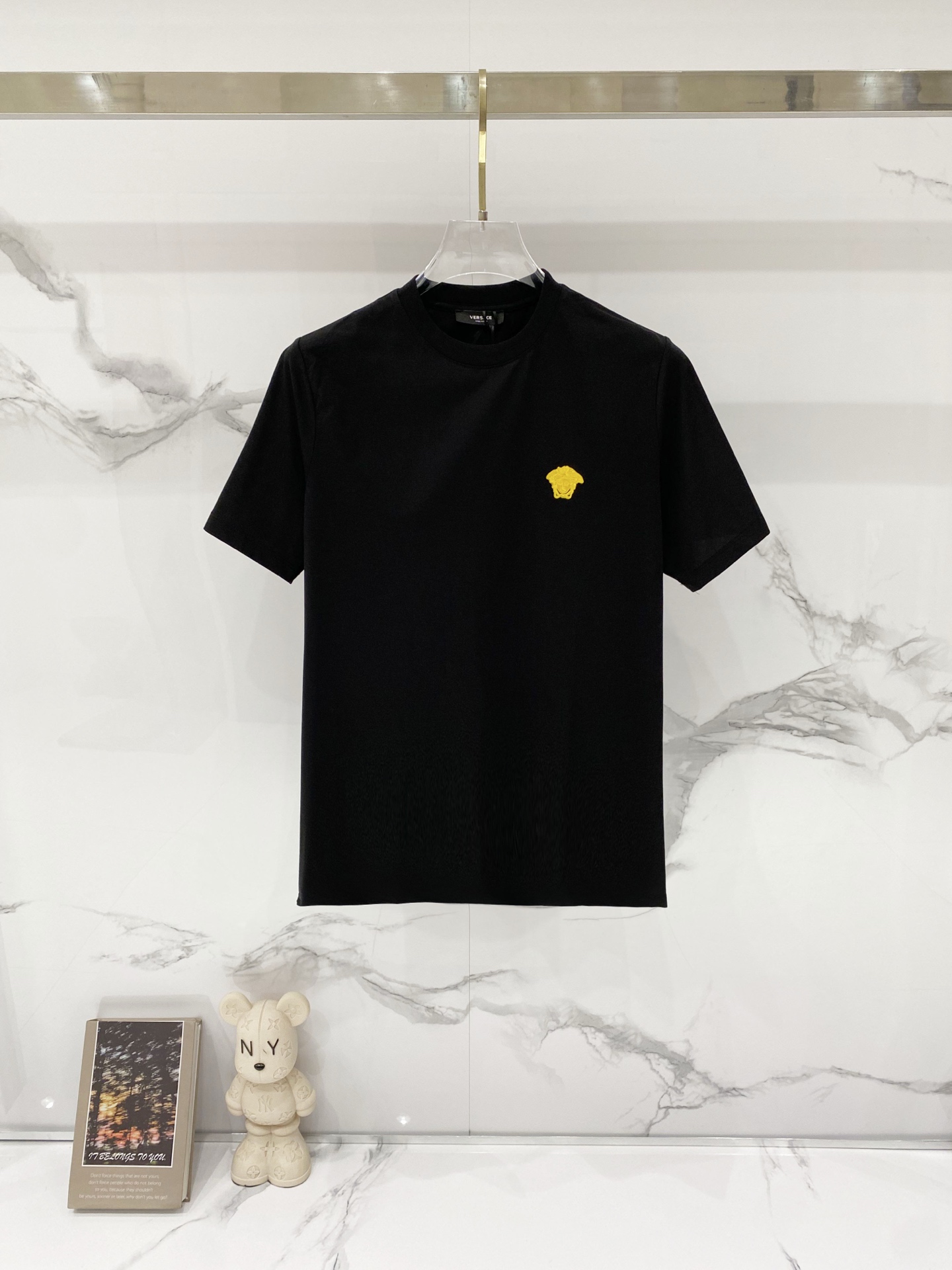 VERSACE/ヴェルサーチ シルクコットンTシャツ 美杜莎頭像刺繍 黒 白 杏色 全3色
