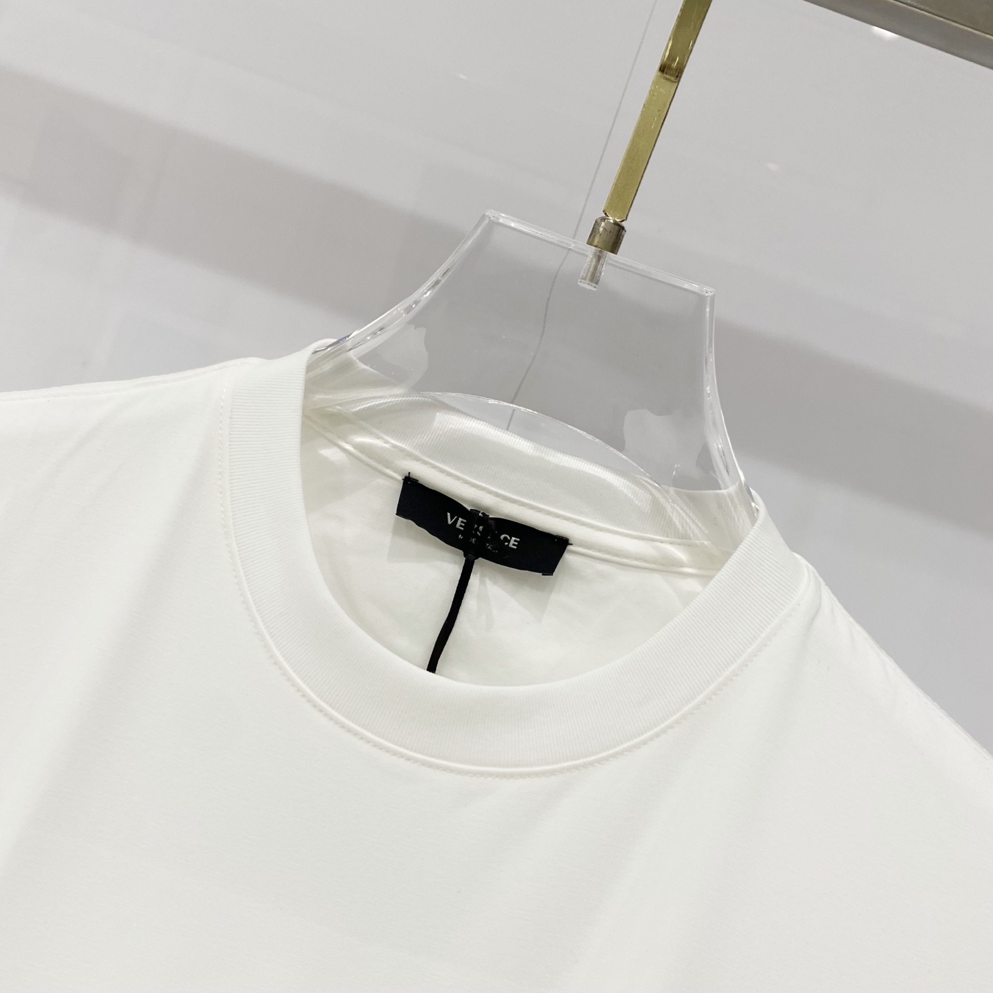 VERSACE/ヴェルサーチ シルクコットンTシャツ 美杜莎刺繍 ロゴ メンズ レディース 全3色 - 画像 3